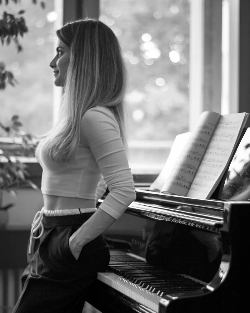 Balca Ozcan at the piano